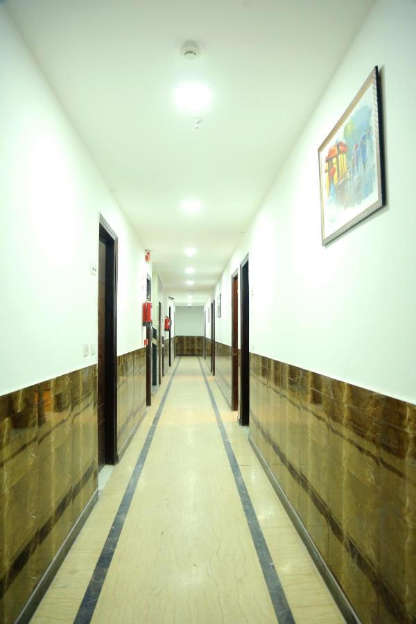 Aerocity Hotel Jindal Palace Delhi- A Well Hygiene Property"All Staff Vaccinated " New Delhi Ngoại thất bức ảnh