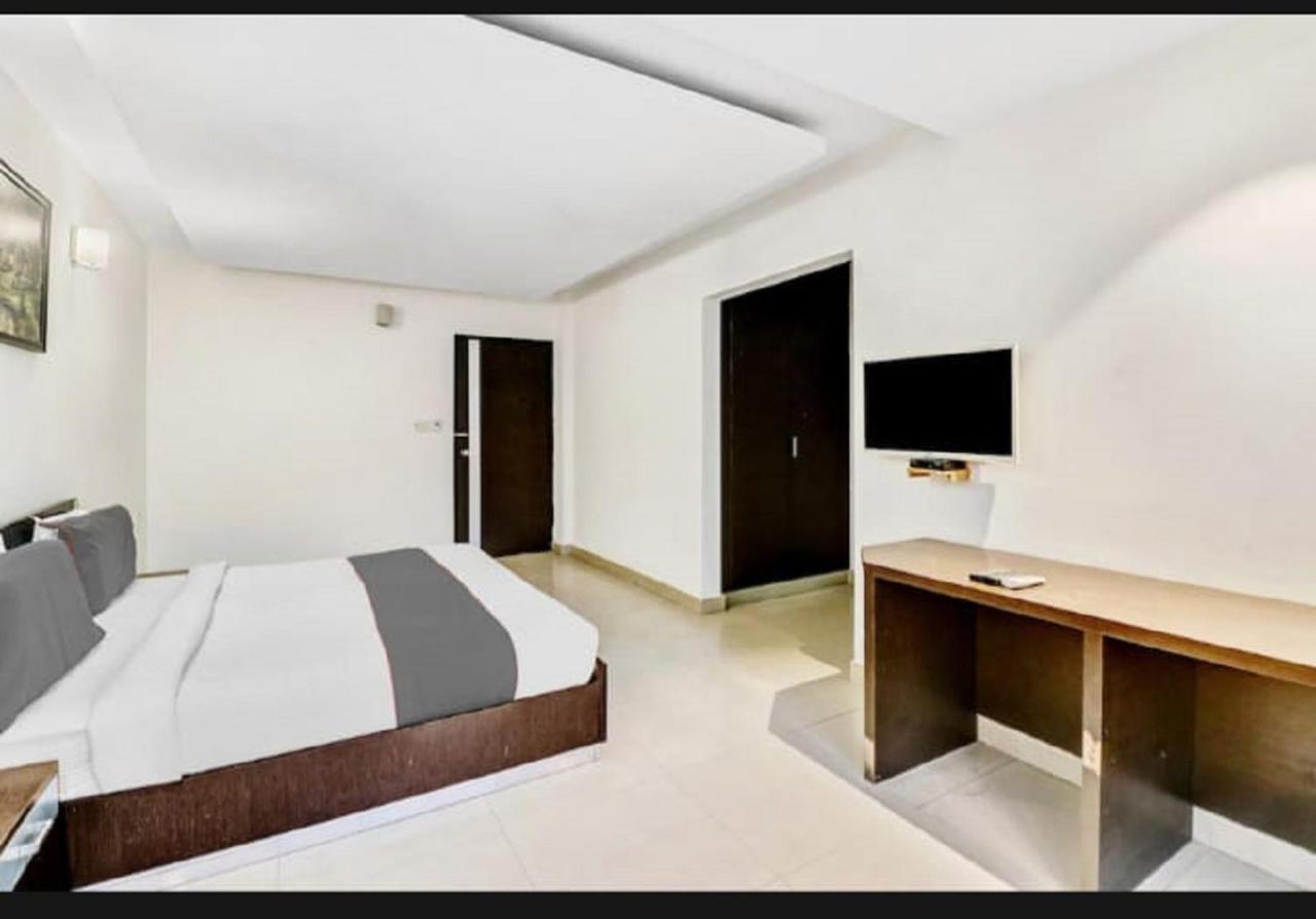 Aerocity Hotel Jindal Palace Delhi- A Well Hygiene Property"All Staff Vaccinated " New Delhi Ngoại thất bức ảnh