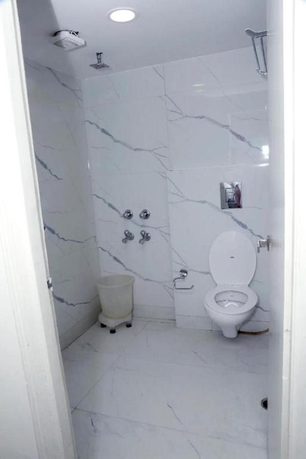 Aerocity Hotel Jindal Palace Delhi- A Well Hygiene Property"All Staff Vaccinated " New Delhi Ngoại thất bức ảnh
